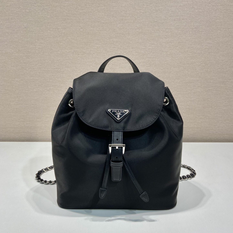 Pra*a backpacks